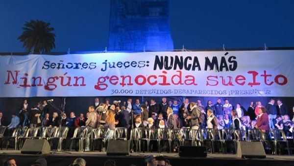 Протестна вълна в Аржентина заради намалени присъди за политически терор