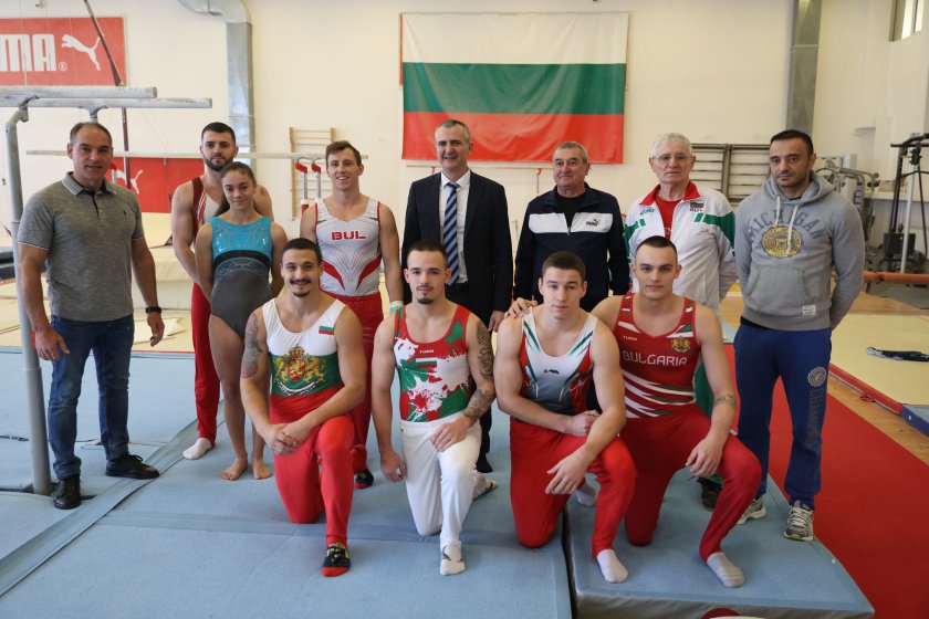 Българските национали проведоха добра подиум тренировка преди Световната купа по спортна гимнастика в Котбус