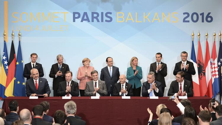 Европейскитe лидери успокоиха Западните Балкани
