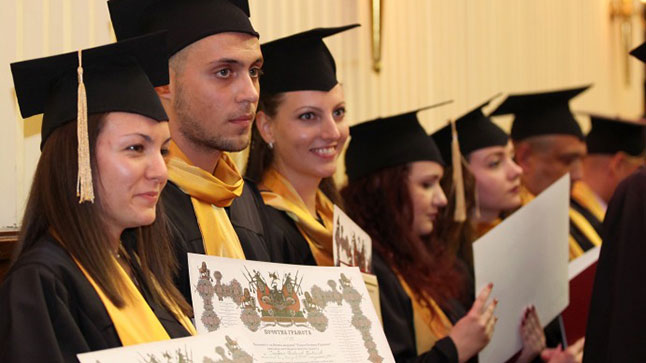 Докторанти и студенти от „Випуск 2017 – I смяна“ получиха дипломите си във Военна академия