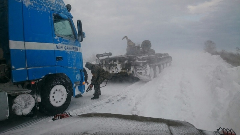 Българската армия се включи в помощ на бедстващите хора на магистрала Тракия