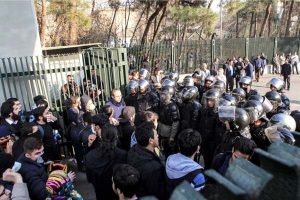 iran-riots-2 - armymedia.bg iran-riots-2
