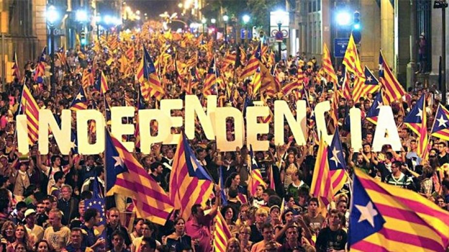 Заради декларацията за независимост върховният съд наказа членове на каталунския парламент