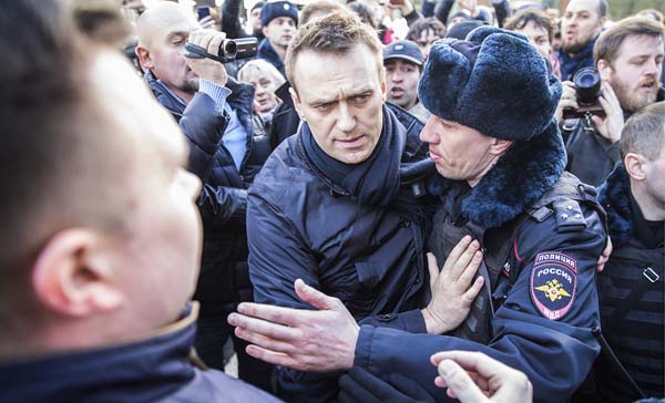Навални – името, което Путин не споменава никога