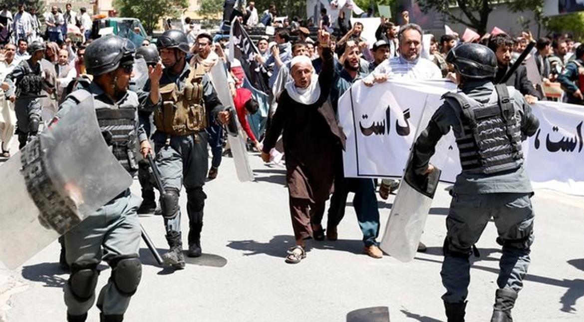 Сблъсъци и жертви на протести в Кабул