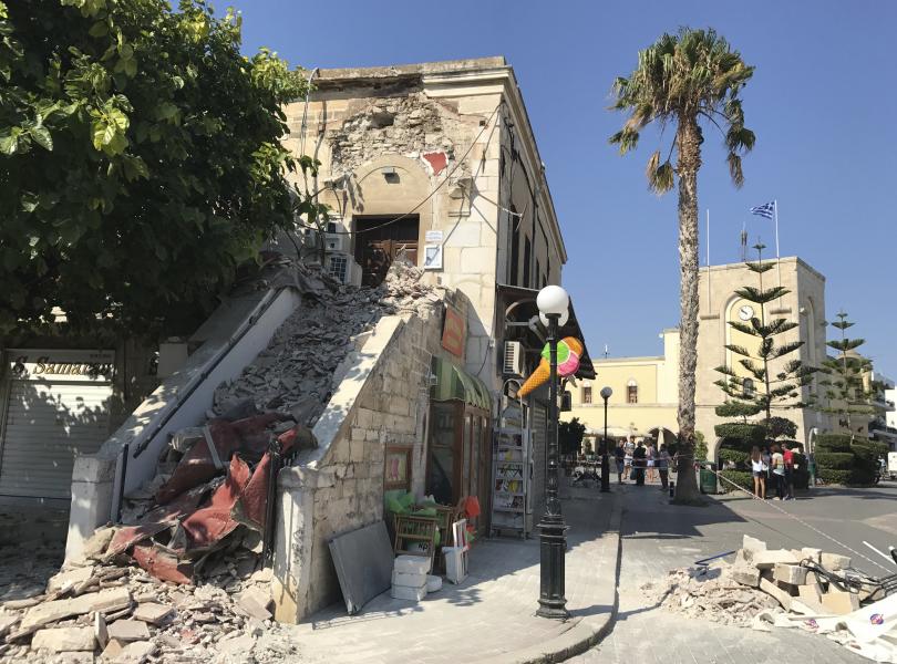 Земетресението в Гърция – най-малко двама загинали и десетки ранени