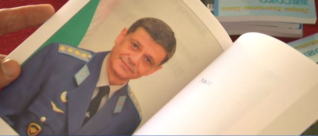 Представиха „Високо небе“ – биографичната книга за генерал Константин Попов
