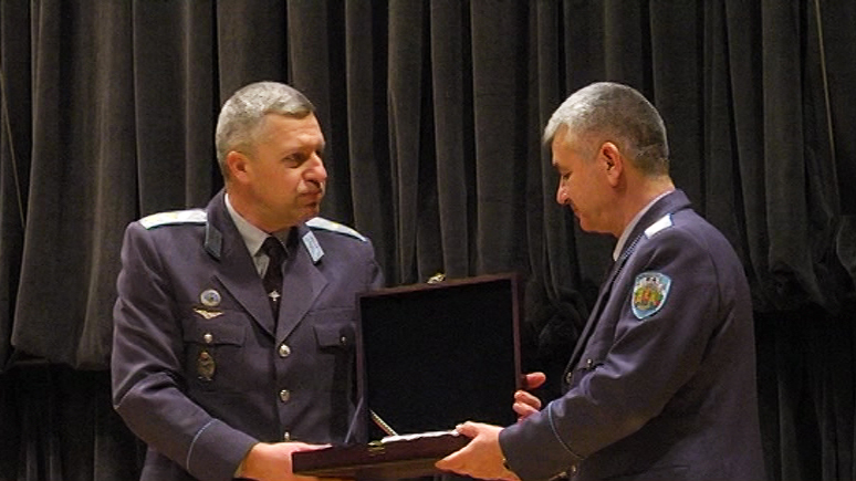 Новият зам.-командир на ВВС бригаден генерал Петьо Мирчев прие длъжността