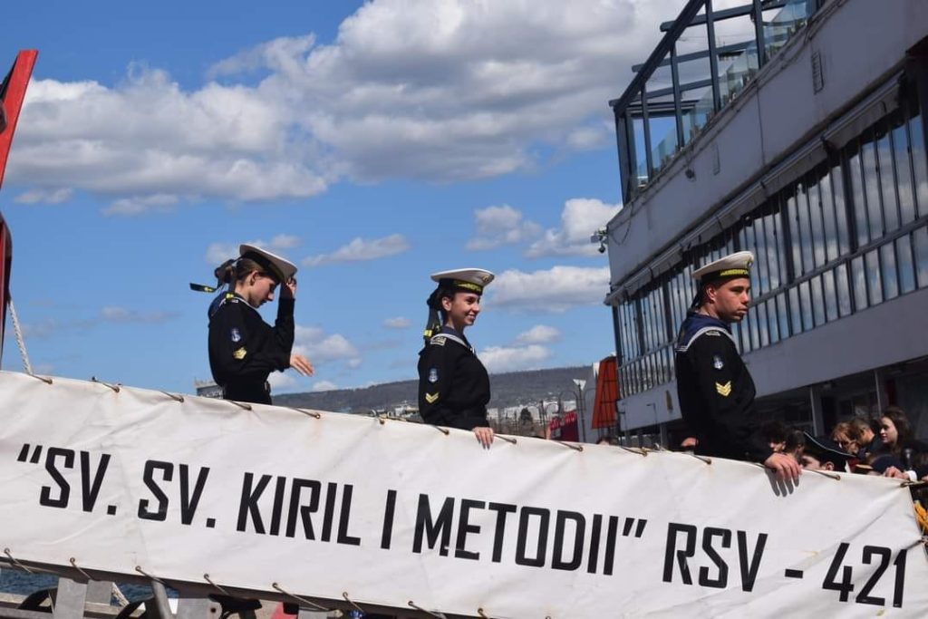 - armymedia.bg