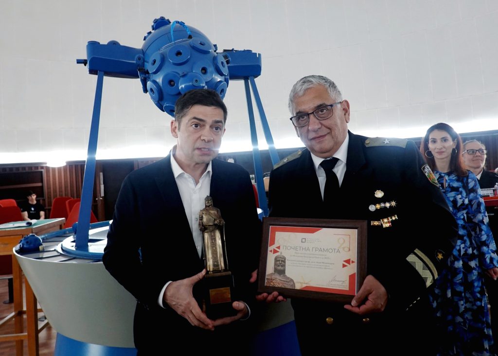 - armymedia.bg