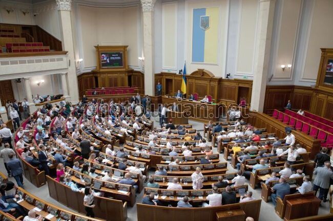 Украинският парламент одобри закон за военната мобилизация