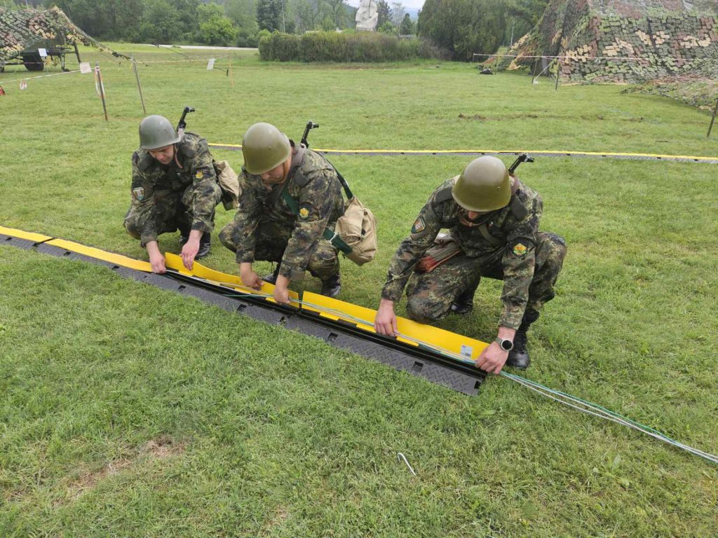 - armymedia.bg