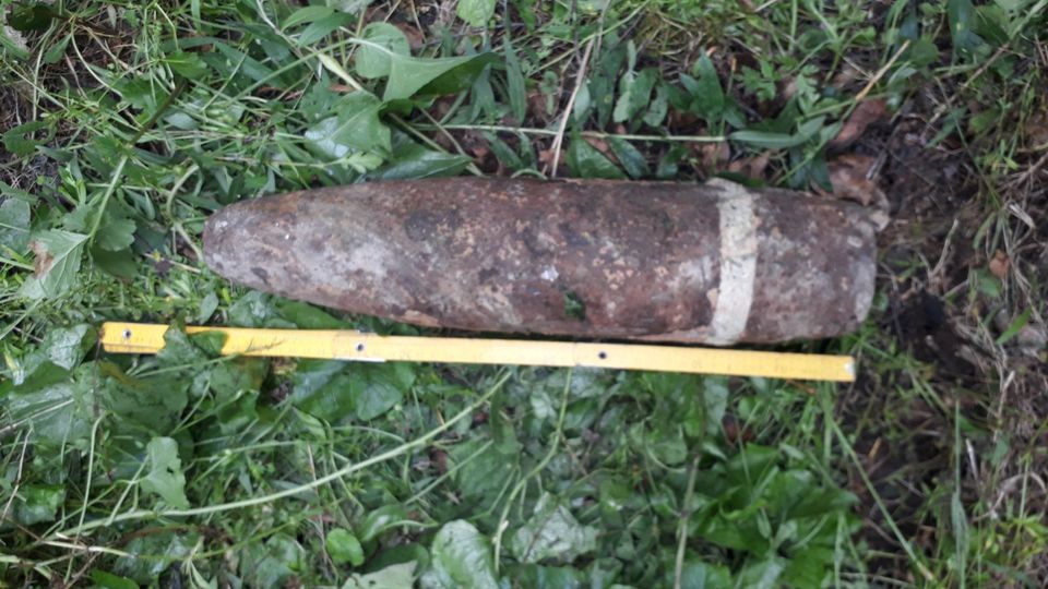 Военнослужещи от Сухопътните войски унищожиха невзривен боеприпас, открит в землището на град Смядово