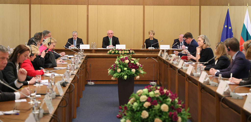 Премиерът Главчев се срещна с посланиците на страните членки на ЕС, САЩ, Обединеното Кралство и Швейцария