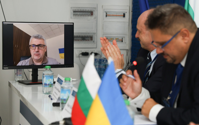 Силен акт на солидарност е провеждането в Украйна на срещата на българските медии, каза генералният директор на Укринформ Сергий Черевати - armymedia.bg Силен акт на солидарност е провеждането в Украйна на срещата на българските медии, каза генералният директор на Укринформ Сергий Черевати