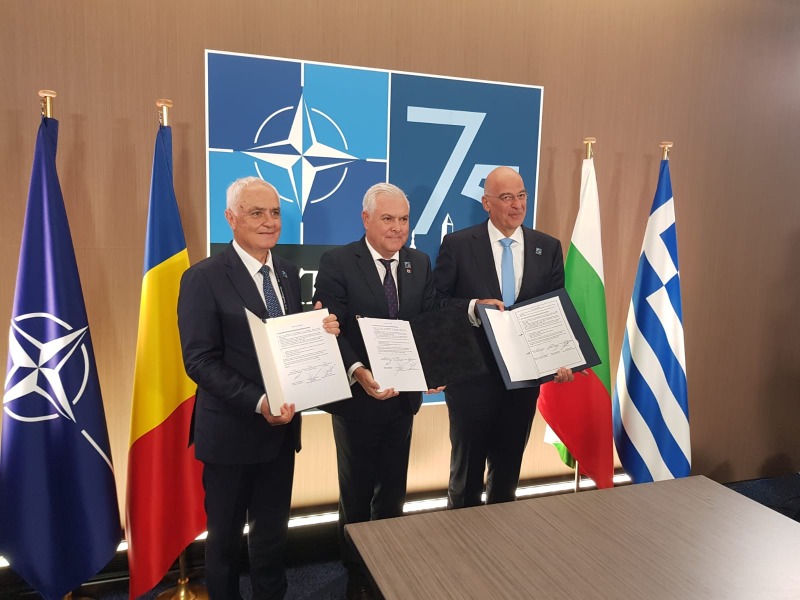 - armymedia.bg
