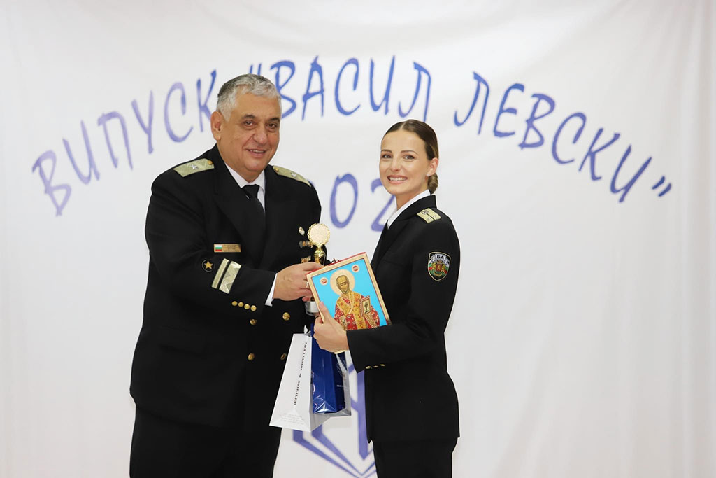 - armymedia.bg