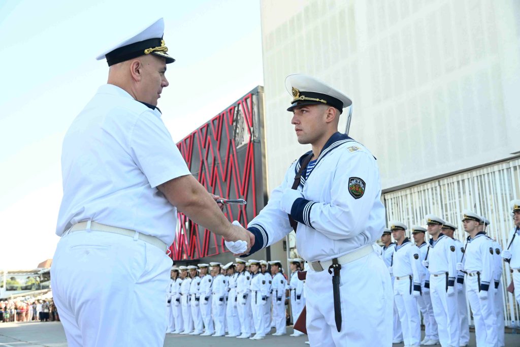 - armymedia.bg