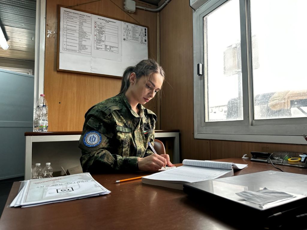 Мотото на един лекар – излизай от зоната си на комфорт - armymedia.bg Мотото на един лекар – излизай от зоната си на комфорт