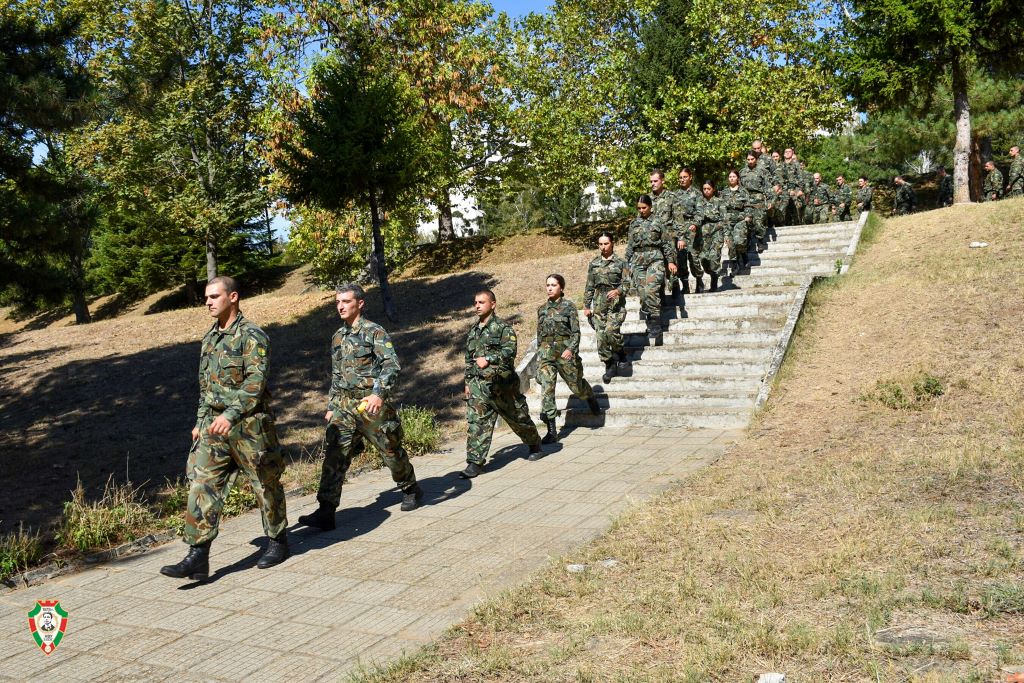 - armymedia.bg