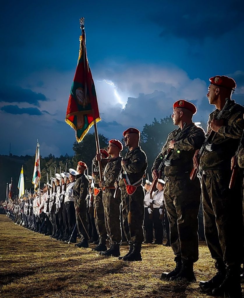- armymedia.bg