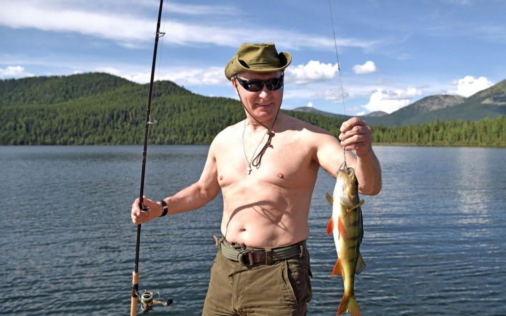 Цветя за шефа - armymedia.bg Цветя за шефа