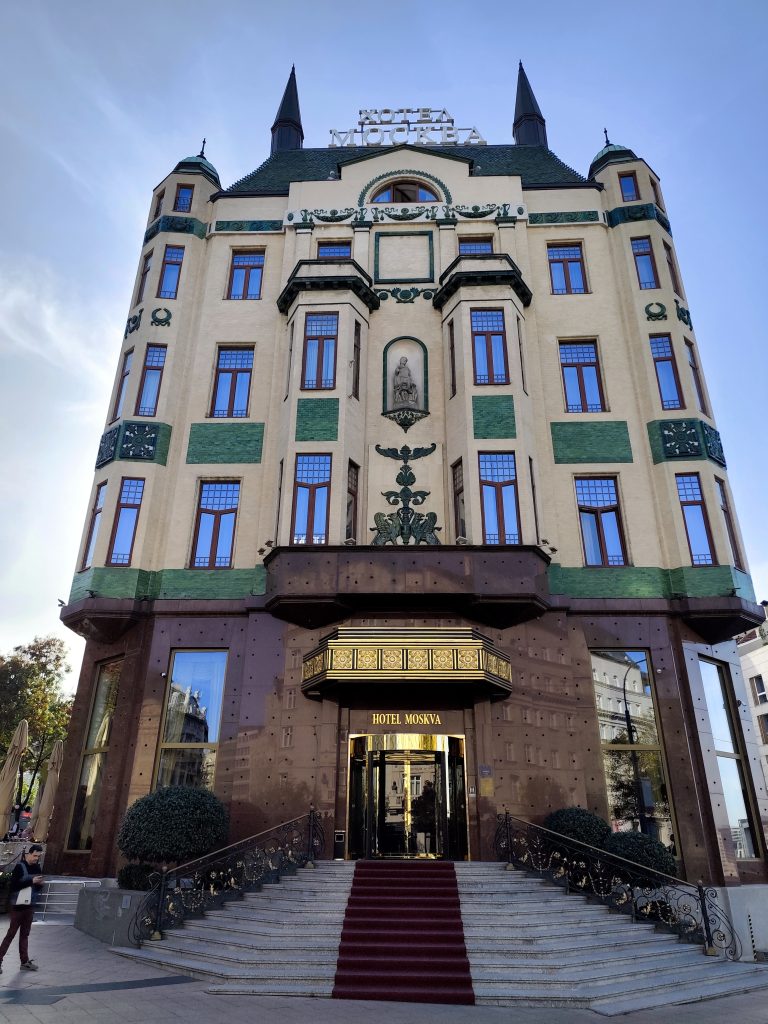 С тази шлюпка кръстосвах Сава и Дунав
„Най-грозната сграда на Балканите“