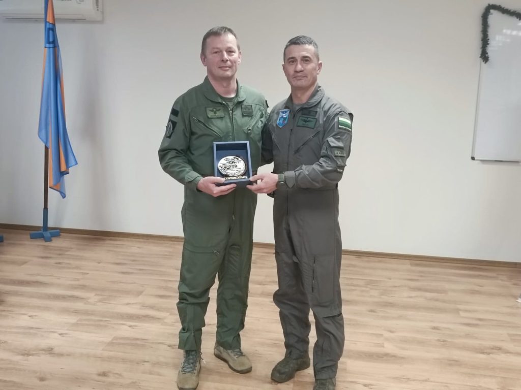 - armymedia.bg