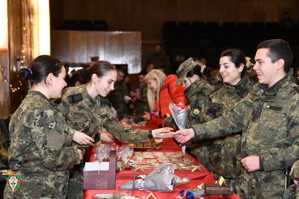 - armymedia.bg