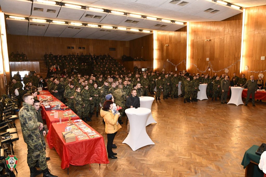 - armymedia.bg