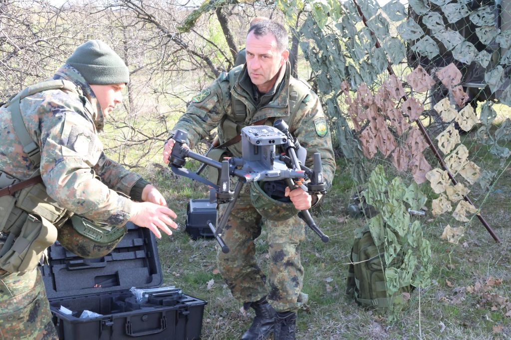 Военните окръжия актуализират базите данни - armymedia.bg Военните окръжия актуализират базите данни