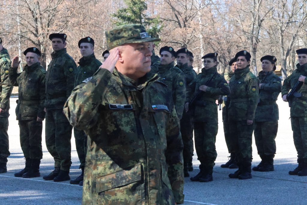 Флотилен адмирал Галин Матев приема строя Фото Красимир Тодоров - armymedia.bg Флотилен адмирал Галин Матев приема строя Фото Красимир Тодоров