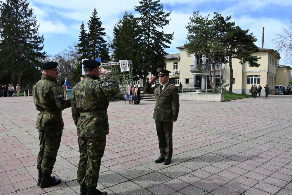- armymedia.bg
