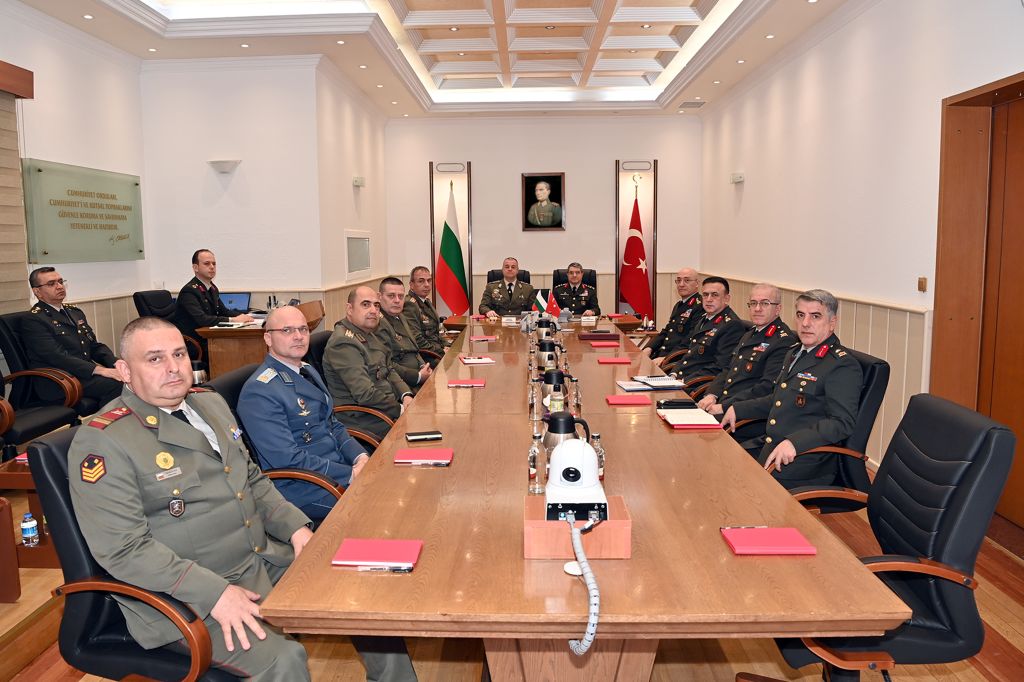 - armymedia.bg