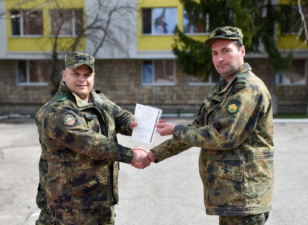 - armymedia.bg