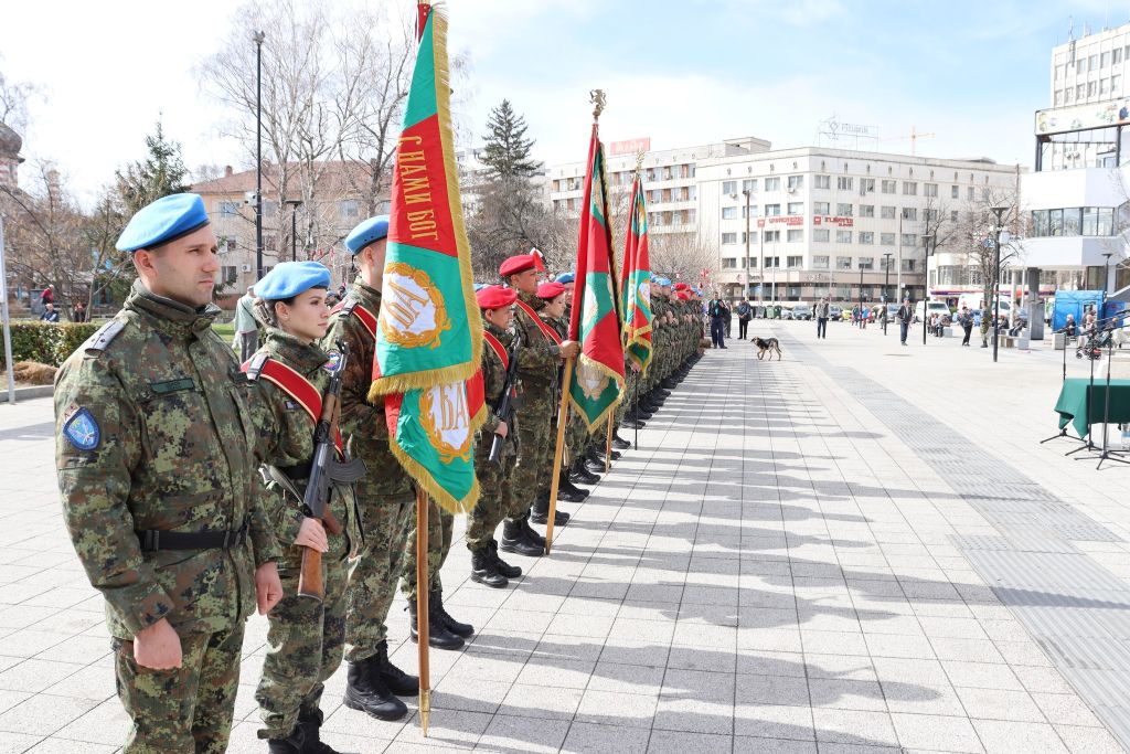 - armymedia.bg