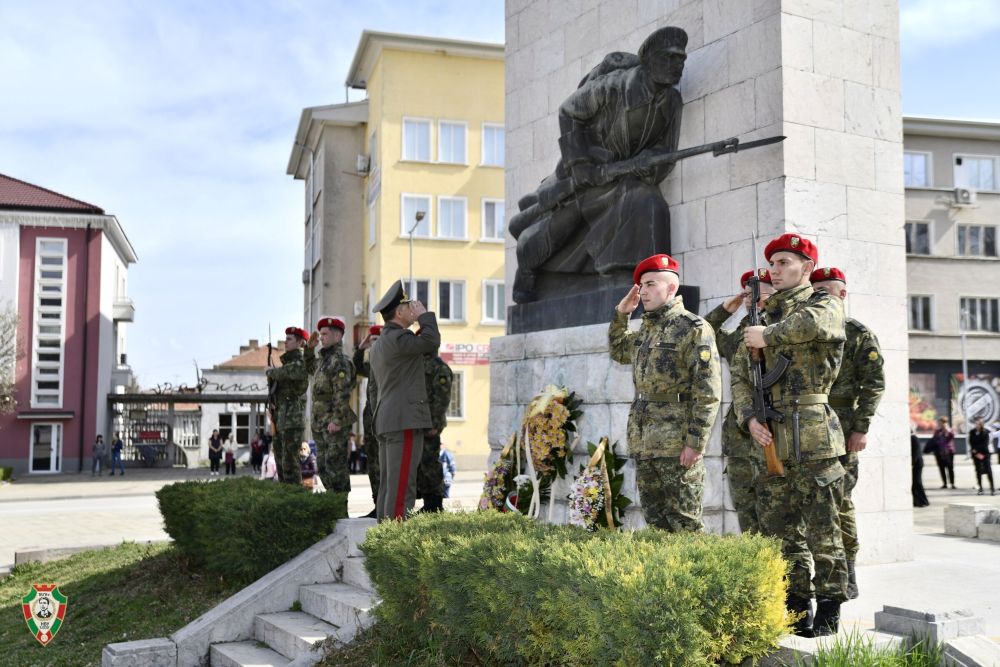 - armymedia.bg