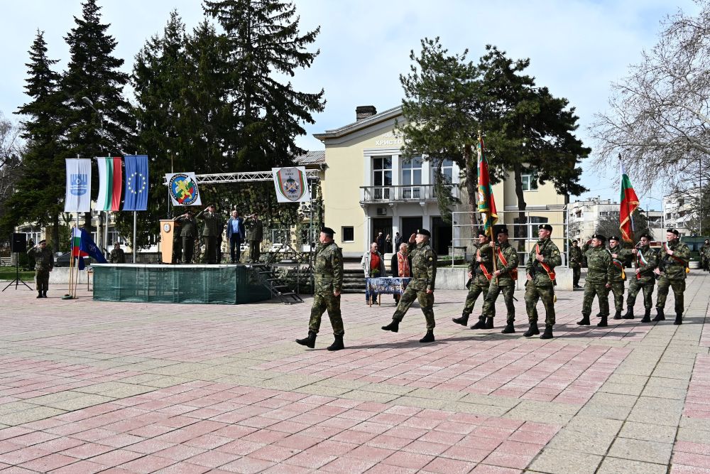 - armymedia.bg