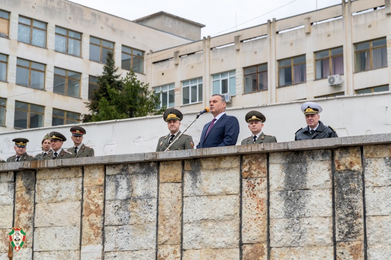 - armymedia.bg