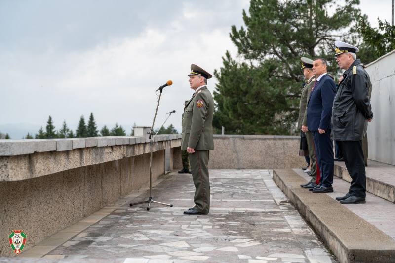 - armymedia.bg