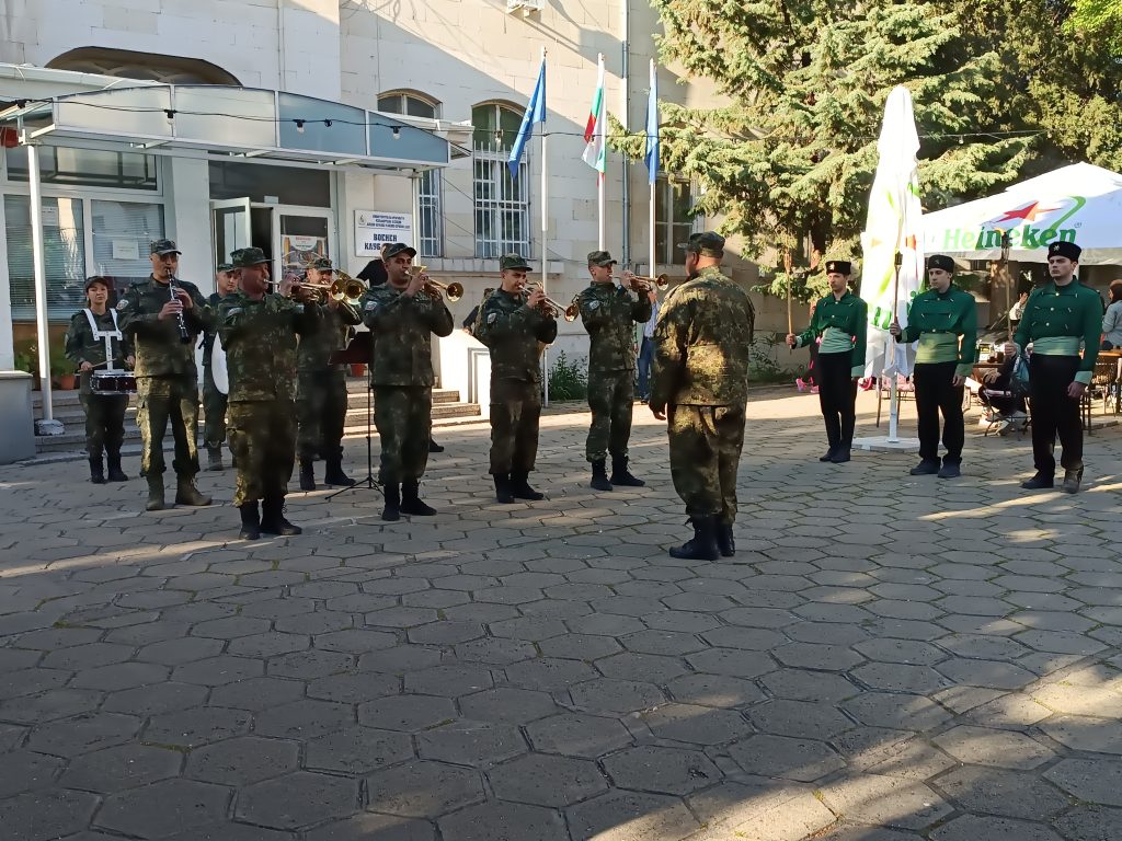 - armymedia.bg