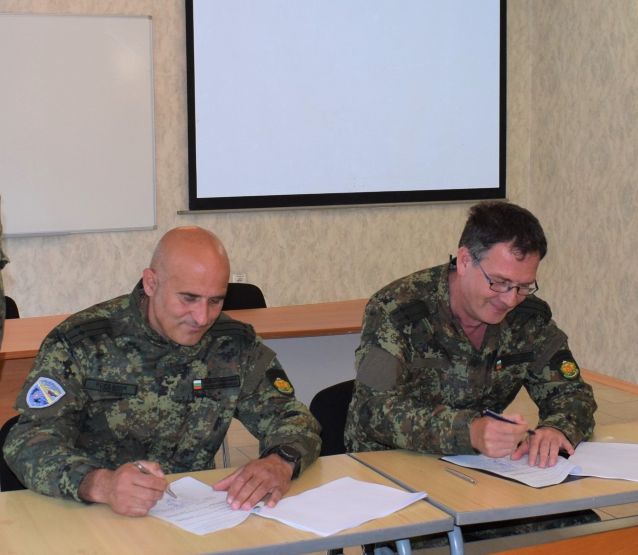 - armymedia.bg