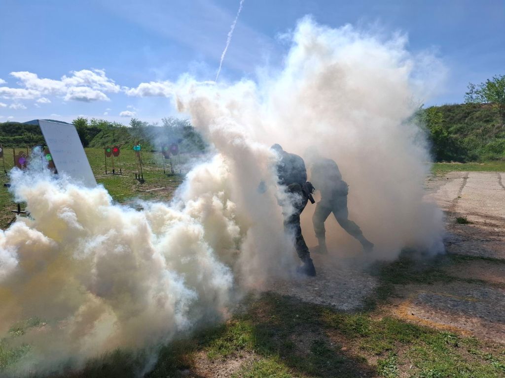 - armymedia.bg