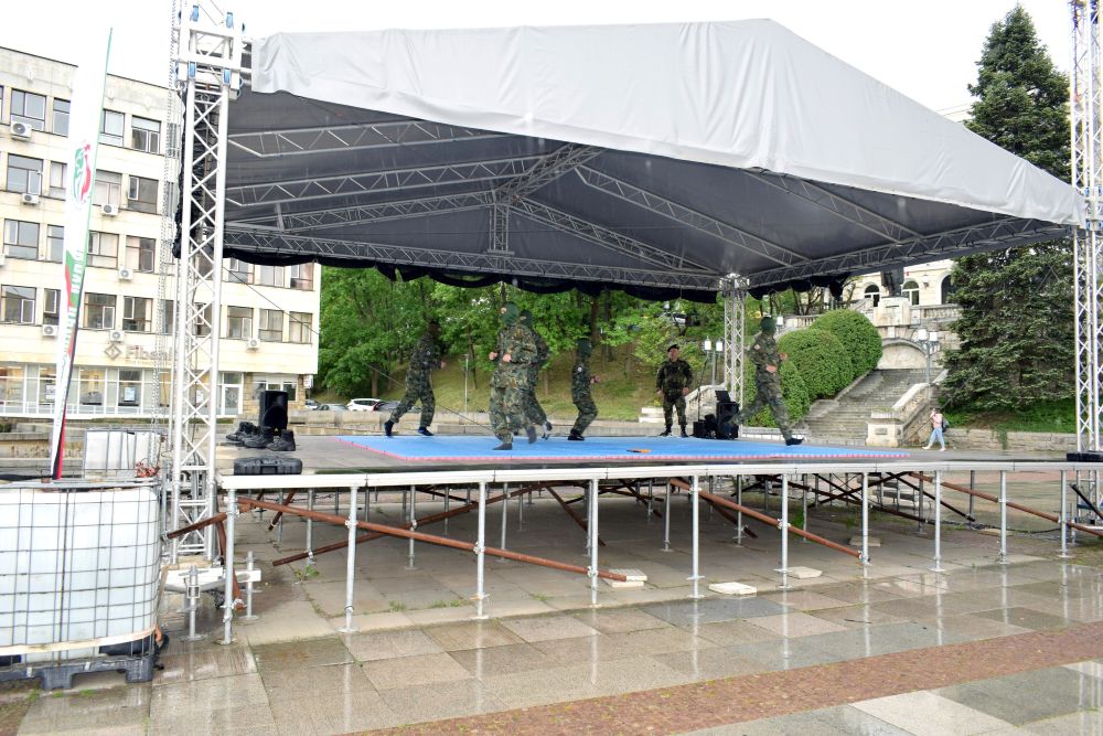 - armymedia.bg