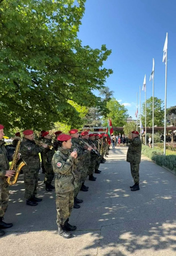 - armymedia.bg