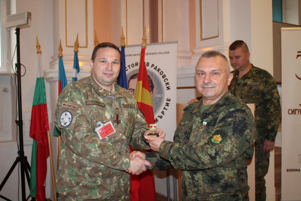 - armymedia.bg