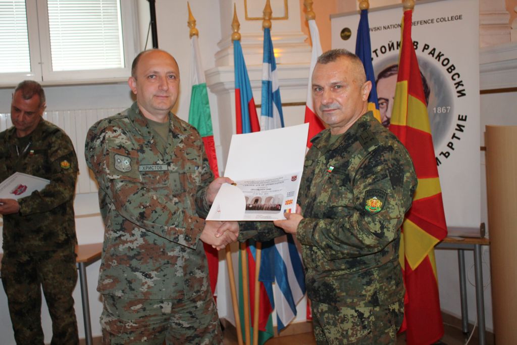 - armymedia.bg