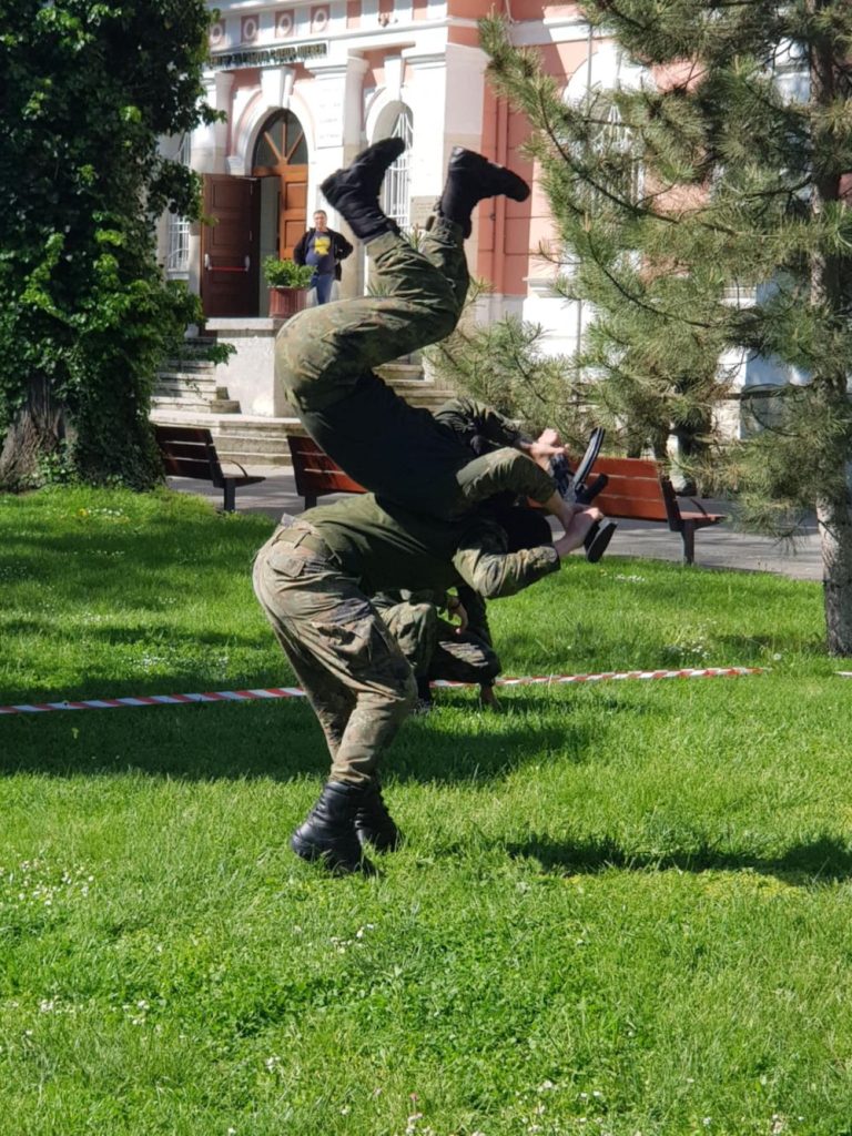 - armymedia.bg