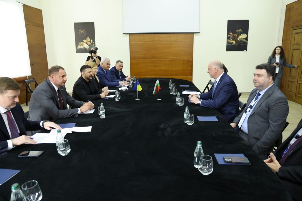 - armymedia.bg