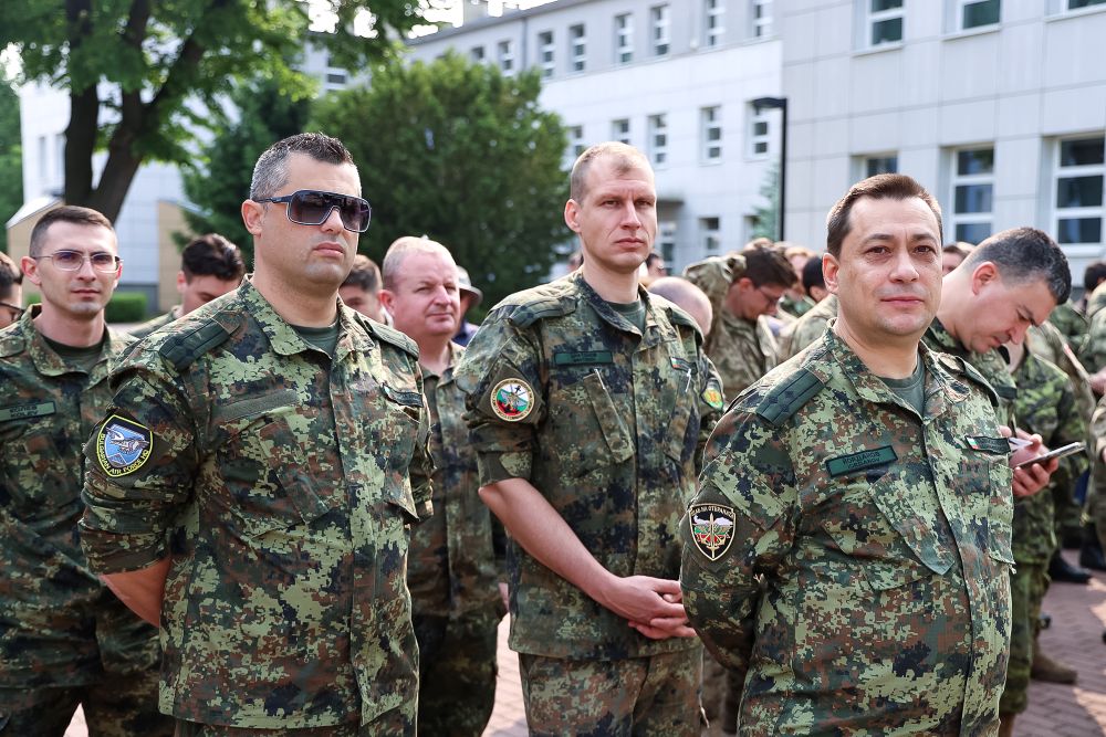 - armymedia.bg